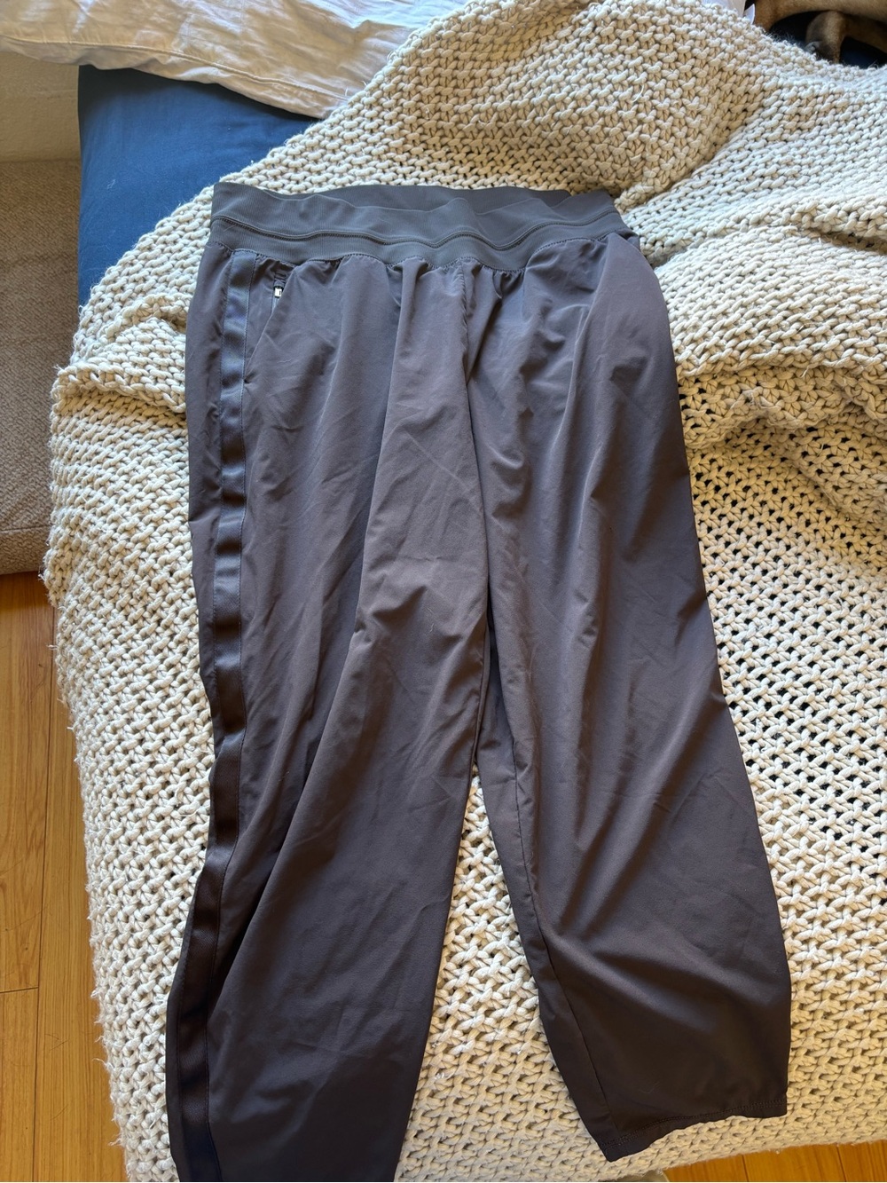Athleta Elastic Waist Brown Jogger Pants - Casual Comfort